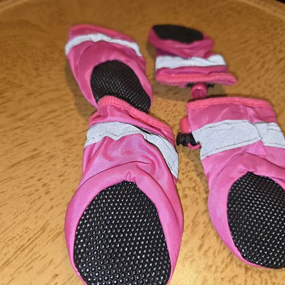 GabeFish Dog Booties Paw Protector Reflective Anti-Slip Shoes Small Breeds 4Pc